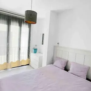 Stylish 2 Bedroom Next To Lamerced Plaza Málaga
